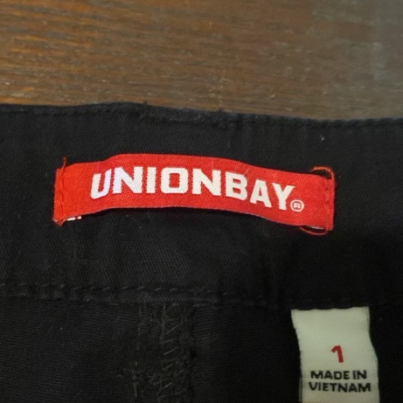 Women’s UNIONBAY jean shorts - Picture 2 of 3